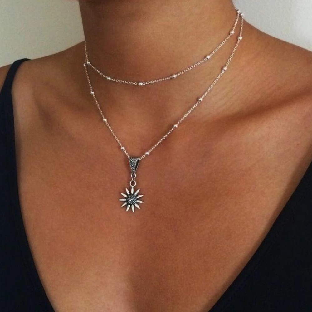 Daisy Pendent Silver Layered Choker Necklace